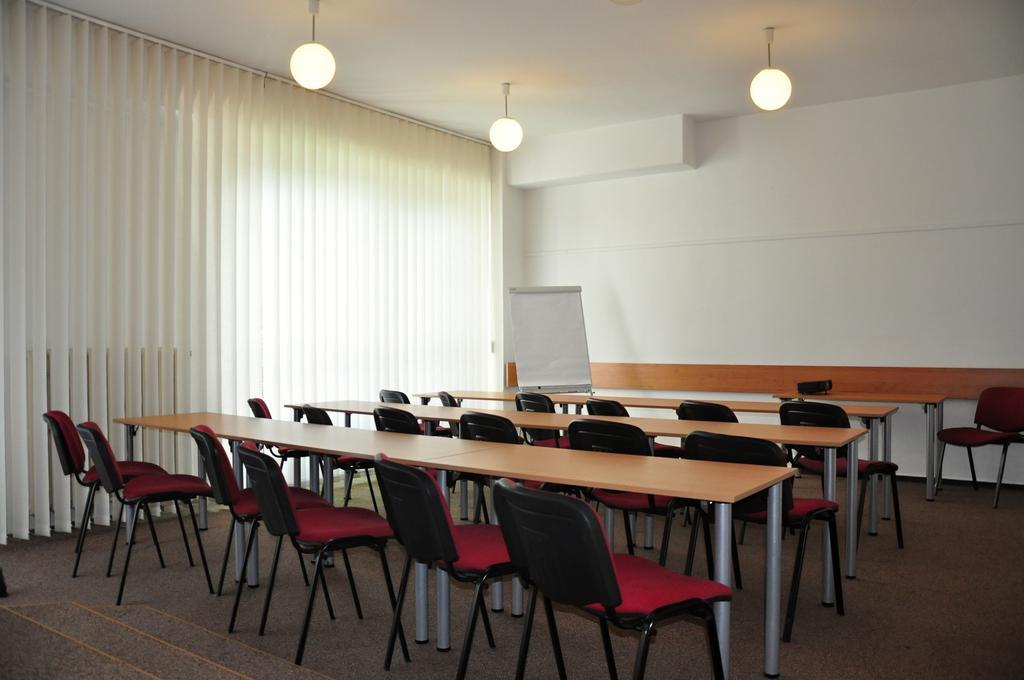 Tatra Hotel Poprad Buitenkant foto